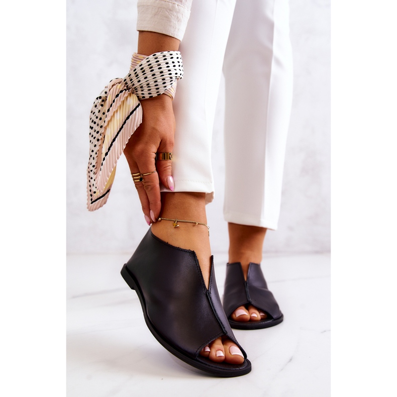 Sapatos de couro com zíper Nicole 2718/001 Preto 1