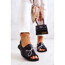 Bailarinas Femininas de Couro Nicole 2660/001 Preto 2