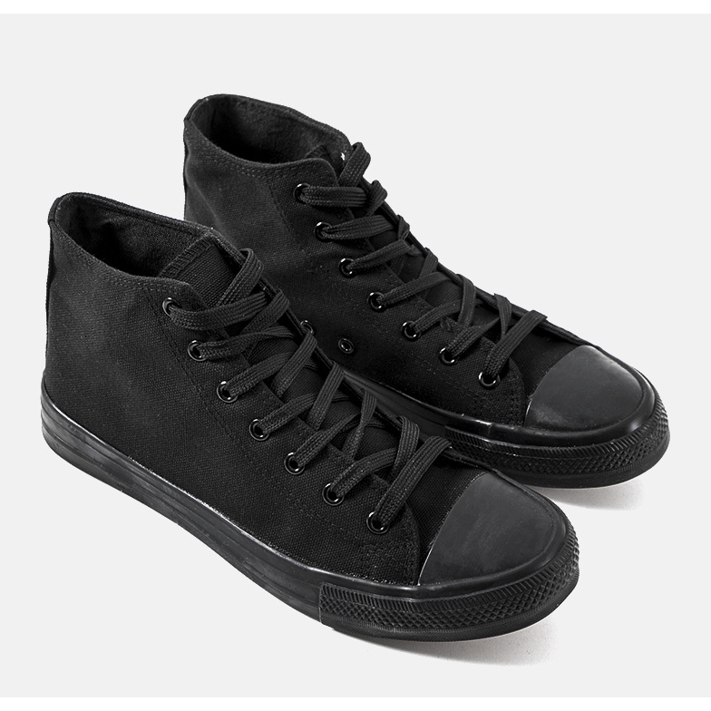 Tênis preto Paus no tornozelo 1