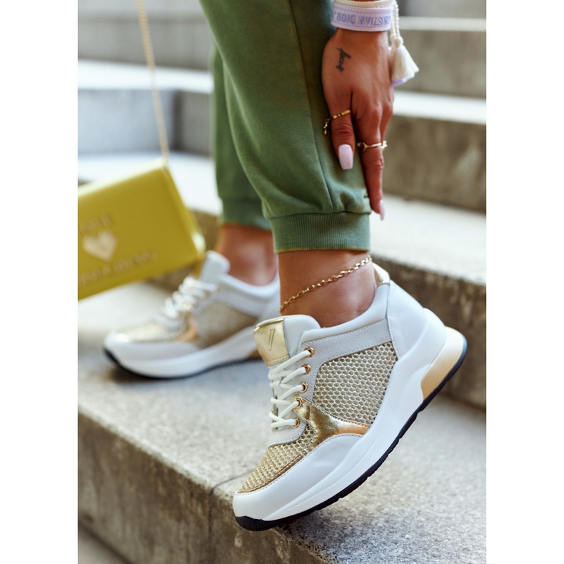 Vinceza Tênis esportivo da moda feminino branco e dourado Danielle 2