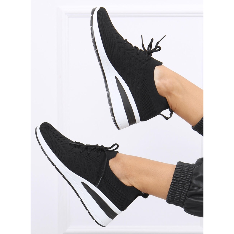 Sapatos de cunha Binita Black preto 1