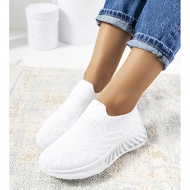 Sapatilhas brancas alexandrinas branco 1