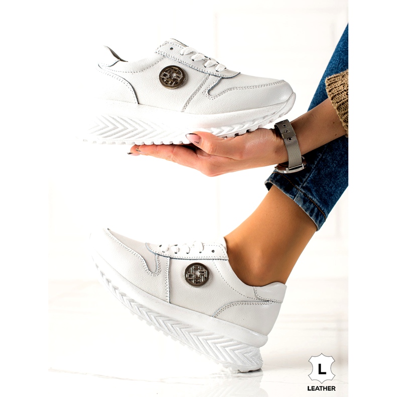 Tênis esportivo feminino amarrado Filippo DP3547 / 22 WH Branco prata 1