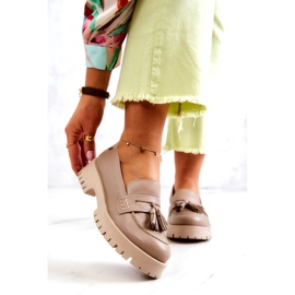 Sapatos de couro feminino Franjas Maciejka 05497-04 Bege 2