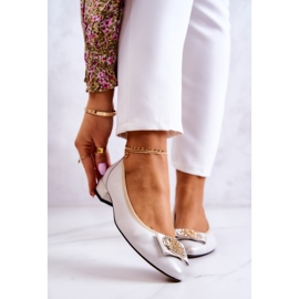 PA2 Bailarinas de couro com decoração Joliet branca e dourada branco dourado 1