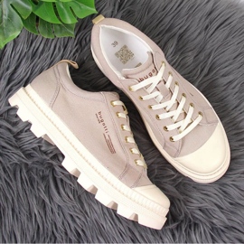 Tênis Bugatti W INT1721 bege na plataforma 2