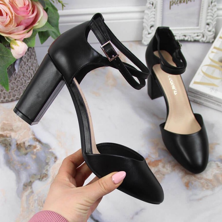 Sandálias no poste de Sergio Leone W SK364B preto 1