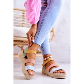 FS1 Sandálias femininas de camurça com fivela Pastel Corestra multicolorido 2 FS1 Sandálias femininas de camurça com fivela Pastel Corestra multicolorido 2