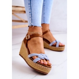 FB2 Sandálias da moda em uma cunha azul Roseville 1