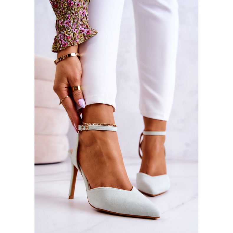 Salto de fivela de camurça verde claro Kharen 1