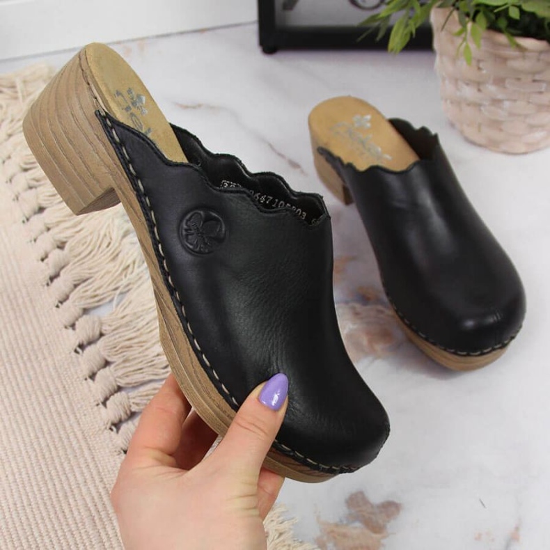 Chinelos de couro Rieker W RKR530 preto 1