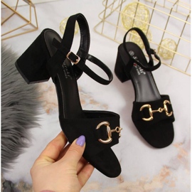 Sandálias no poste com decoração S. Bararski W OLI158A preta preto 1 Sandálias no poste com decoração S. Bararski W OLI158A preta preto 1