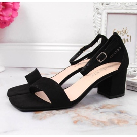 Sandálias pretas no poste Vinceza W JAN107A preto 2