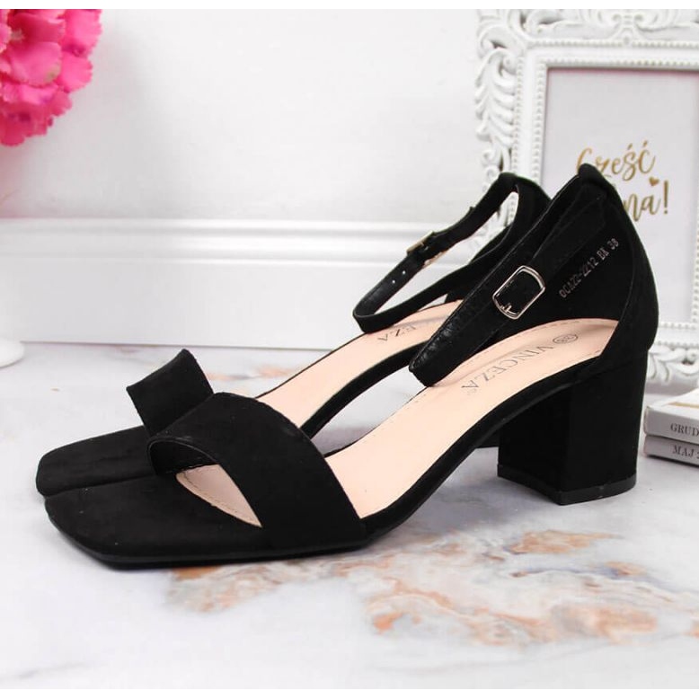 Sandálias pretas no poste Vinceza W JAN107A preto 2