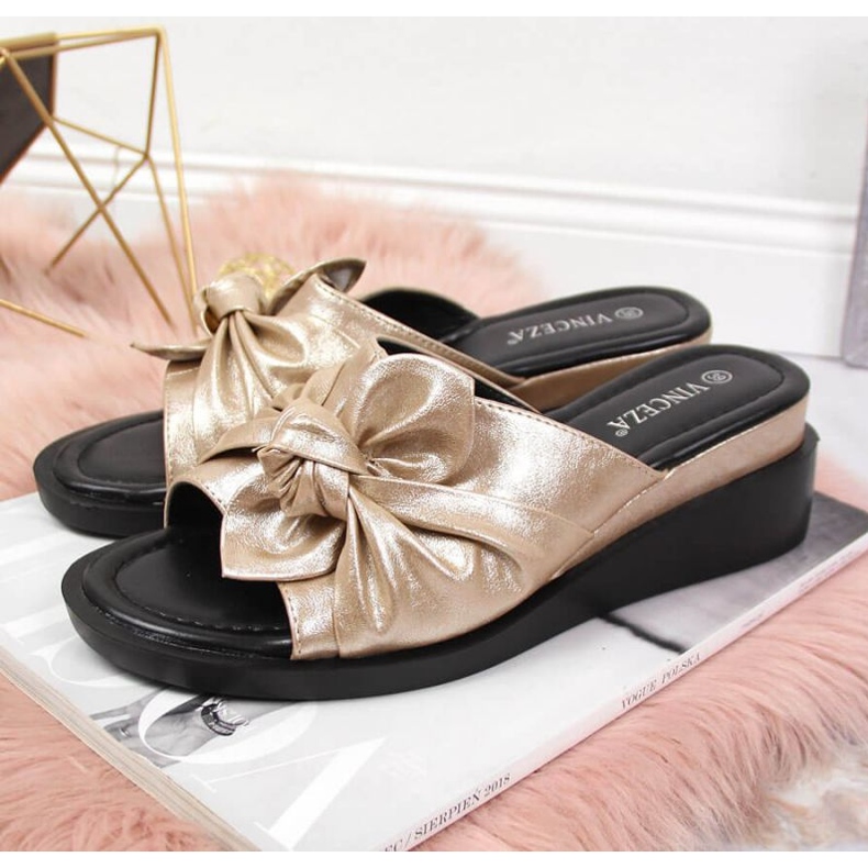 Chinelos de cunha Vinceza W JAN115A dourado 2