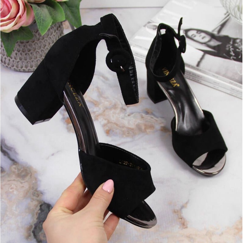 Sandálias pretas no poste Vinceza W JAN96B preto 1