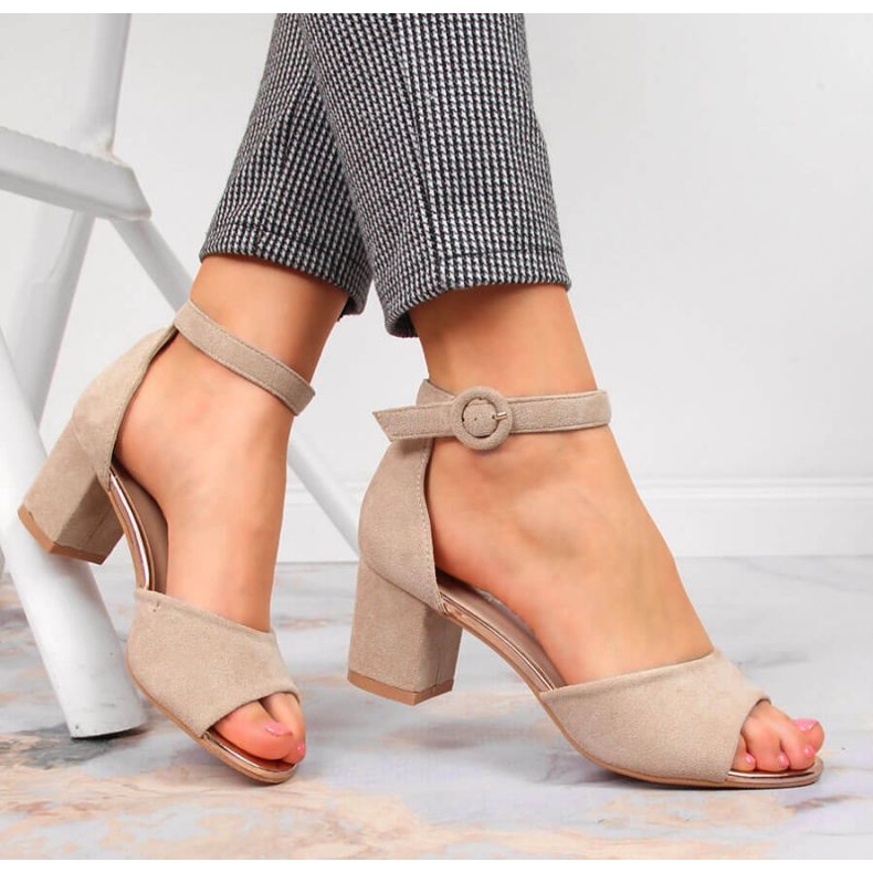 Sandálias no poste bege Vinceza W JAN96D 2