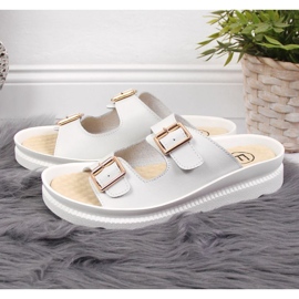 Chinelos de couro com fivelas Filippo W PAW346B branco 2