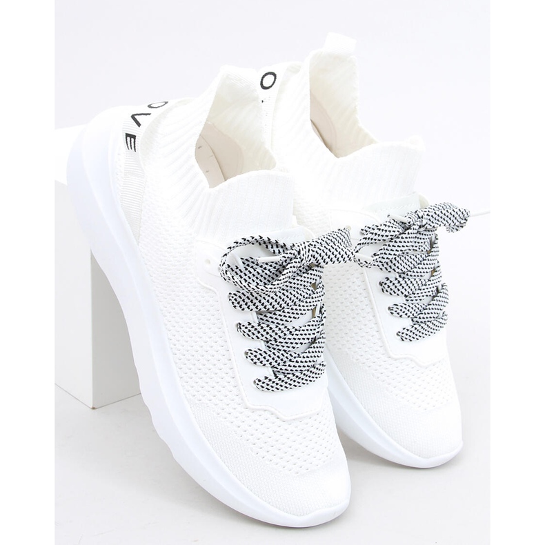 Calçado esportivo Otino White meias branco 1