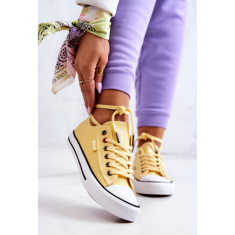 Tênis baixo feminino Big Star JJ274A002 amarelo 1