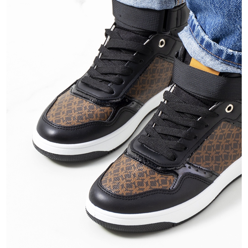 Tênis pretos da Emmers marrom 1