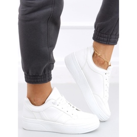 Ikke White Trainers branco 1