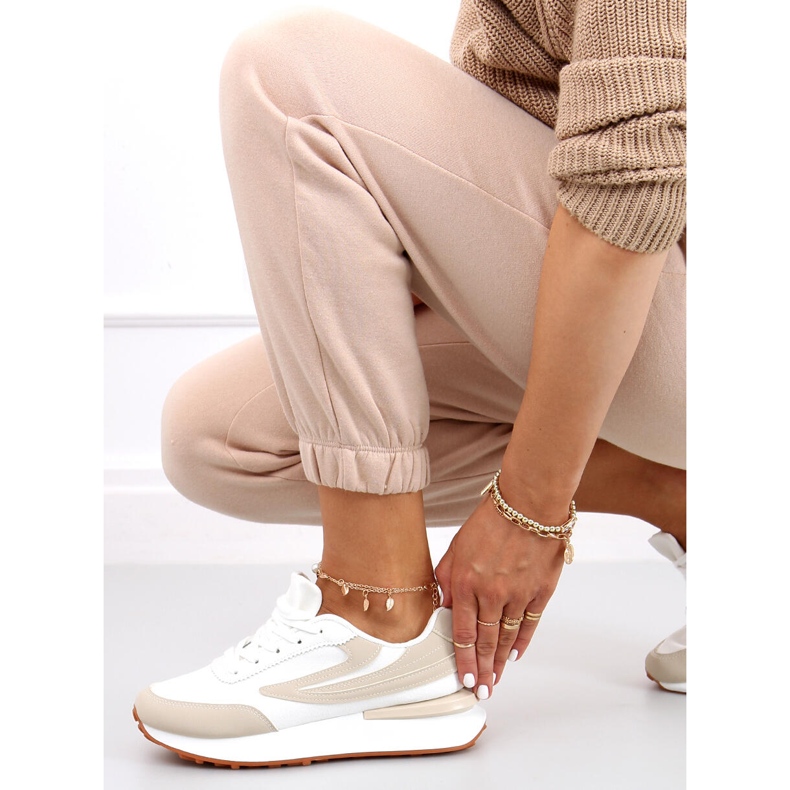 Calçado esportivo feminino Naila Bege branco 2