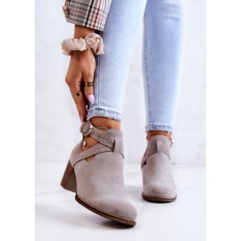 PL5 Botas de couro com corte em poste Grey Axelle cinza 2 PL5 Botas de couro com corte em poste Grey Axelle cinza 2