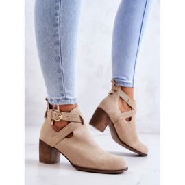 PL5 Botas de couro com recorte em poste Axelle bege 2
