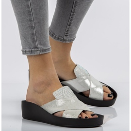 Chinelos de couro Filippo DK1222 / 20 Si prata 1