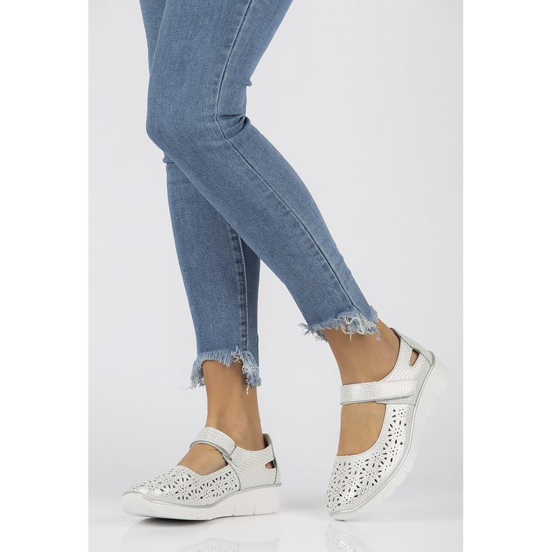 Sapato baixo branco Filippo DP640 / 20 Wh 1