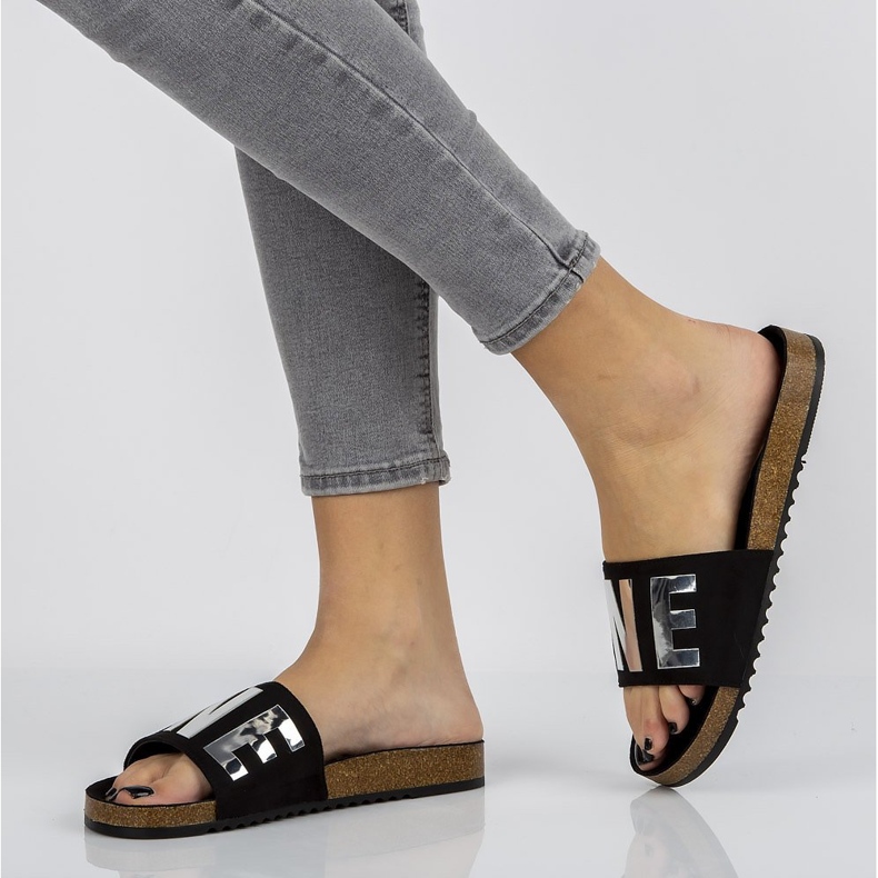 Chinelos pretos Filippo DK1374 / 20 Bk 1