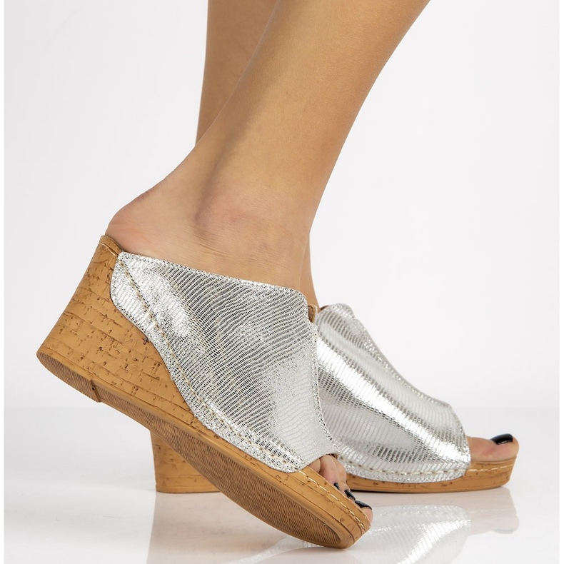 Chinelos de couro Filippo DK786 / 20 Si prata 1