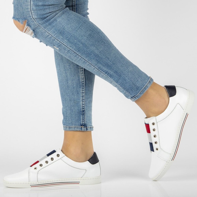 Sapatos de couro Filippo DP2155 / 21 Wh branco 1