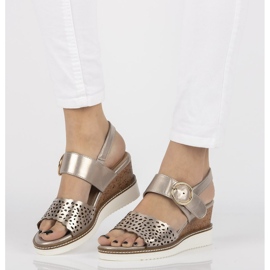 Sandálias na cunha Filippo DS2077 / 21 Go golden dourado 1