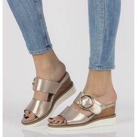 Chinelos dourados na cunha Filippo DK2078 / 21 Go 1