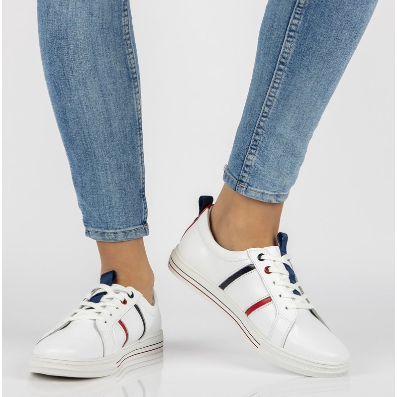 Sapatos de couro Filippo DP2045 / 21 Wh branco 1