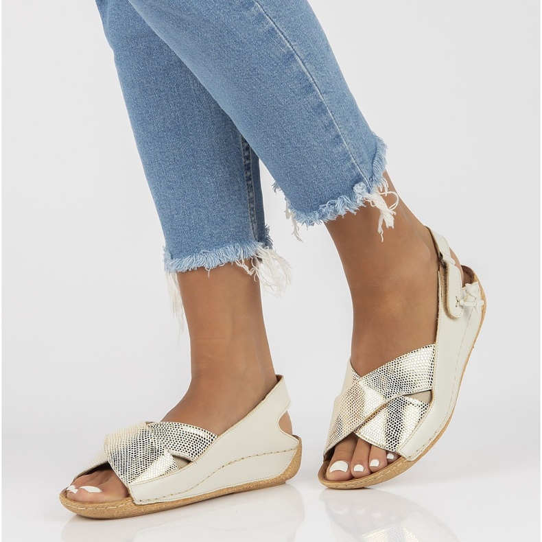 Sandálias de couro Filippo 00994-37 / 00-5 ecru 1