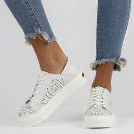 Sapatos de couro FILIPPO DP3529 / 22 Wh branco 2