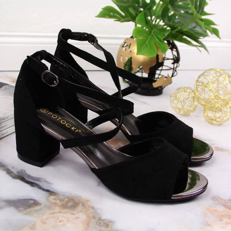 Sandálias no poste Potocki W WOL67A preta preto 2