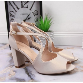 Sandálias no poste perolado Sergio Leone W SK210D bege 2