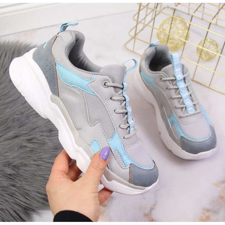 Tênis esportivo cinza Vinceza W JAN121 1