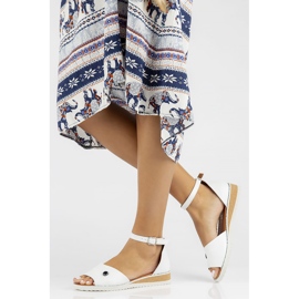 Sandálias de couro Filippo DS3900 / 22 Wh branco 1