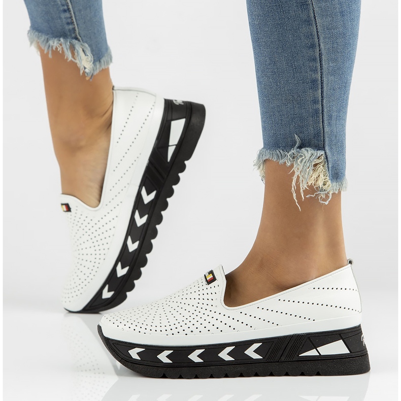 Sapatos de couro Filippo DP3906 / 22 Wh branco 1