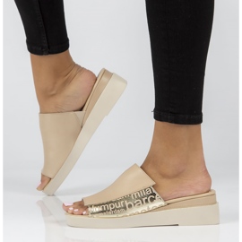 Chinelos de couro Filippo DK3921 / 22 Bege 1