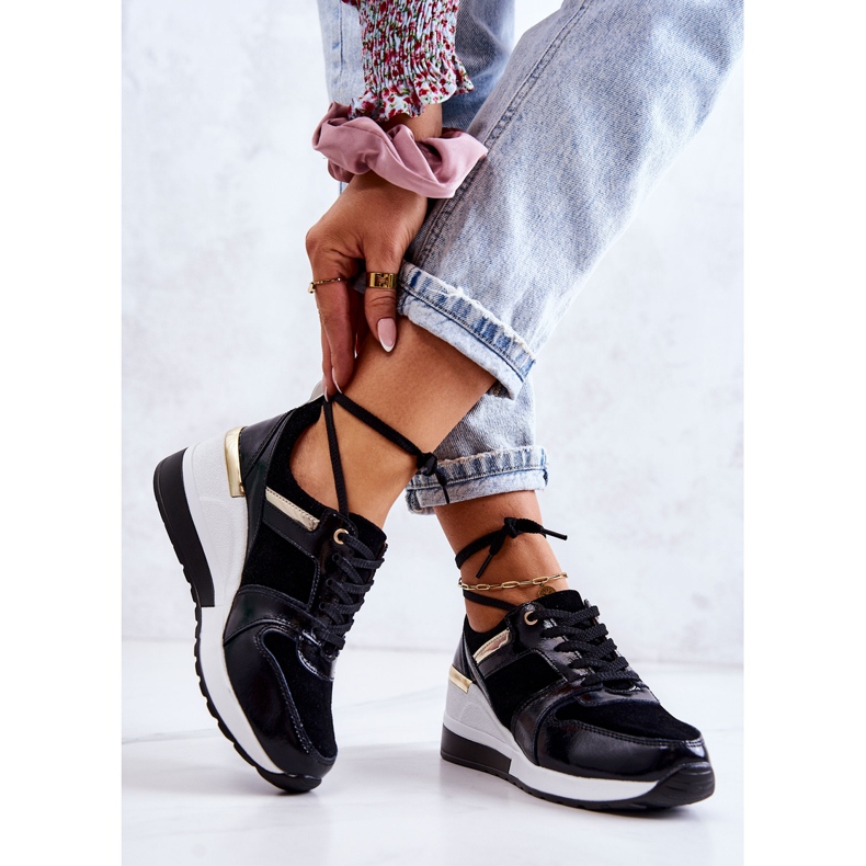 S.Barski Sapatos desportivos de couro preto e branco Rayana em uma cunha 2