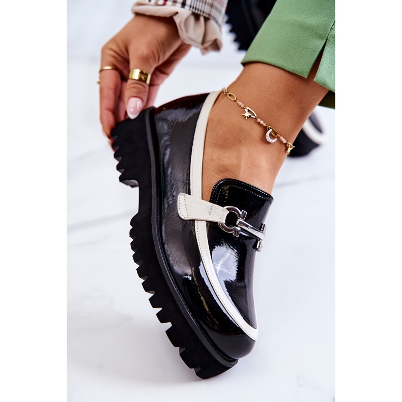 S.Barski Mocassim feminino lacado preto e branco Cassida 2