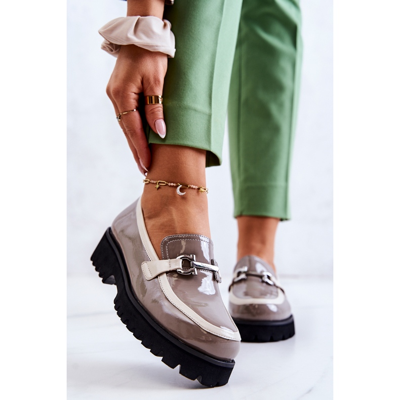 S.Barski Mocassins Femininos Lacados Bege-Branco Cassida 2