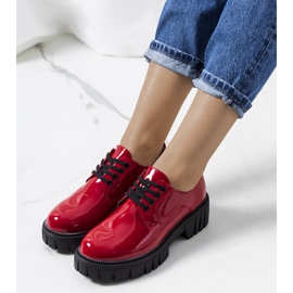 Sapatos lacados vermelhos da Eileen 1