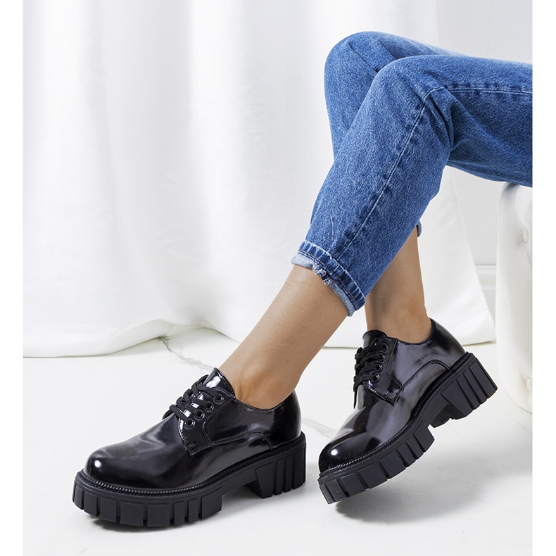 Sapato Cardero lacado preto 1